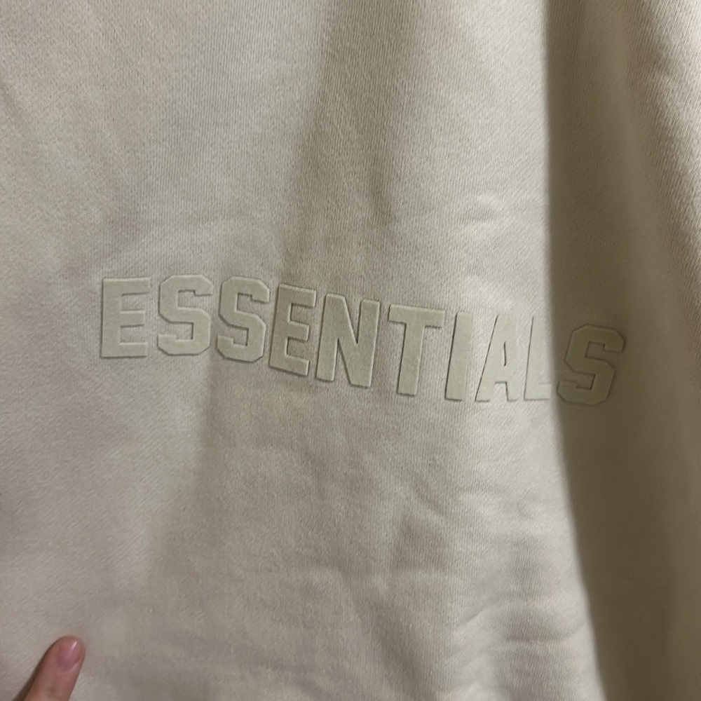 NWT Fear of God Essentials Cream XXL Crewneck Pullover Sweater XXL - Picture 4 of 6